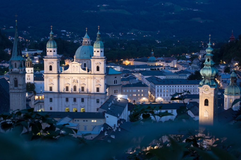 Salzburský dom